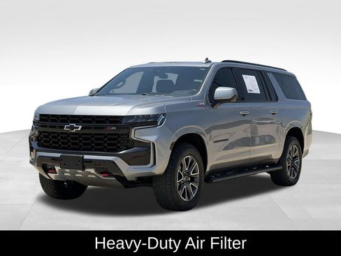 Used 2023 Chevrolet Suburban Z71 AWD/4WD image 5