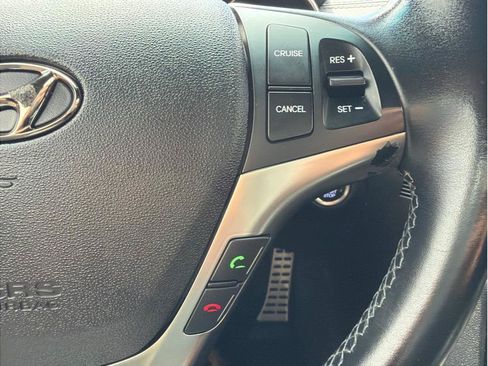 Used 2014 Hyundai Genesis 3.8 RWD image 17