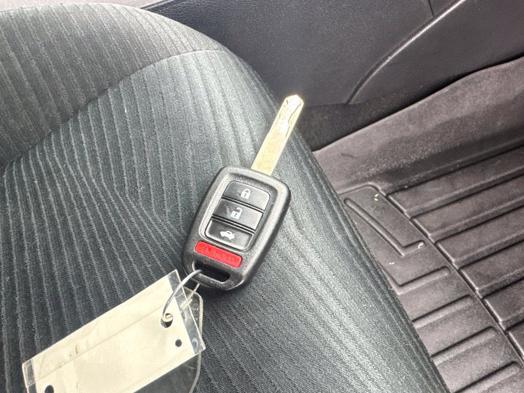 Used 2014 Honda Accord LX image 38