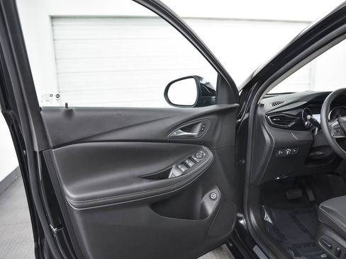 Used 2023 Buick Encore GX Select w/ Sport Touring Package image 9