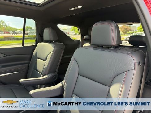 New 2026 Chevrolet Traverse Z71 w/ Enhanced Driving Package AWD/4WD image 34