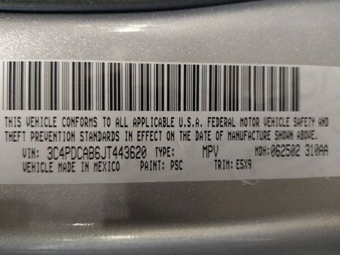 Used 2018 Dodge Journey SE w/ Connectivity Group FWD image 33