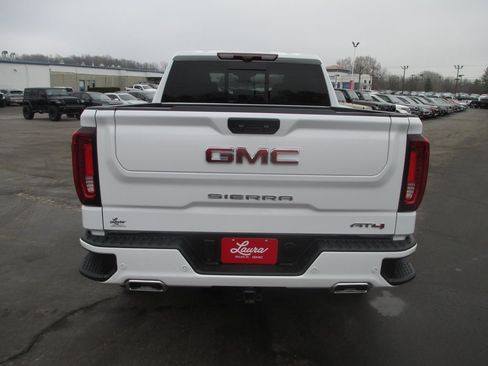 Certified 2025 GMC Sierra 1500 AT4 w/ AT4 Premium Package image 6