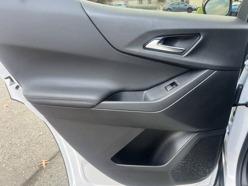 New 2026 Chevrolet Equinox LT w/ Convenience Package II image 18