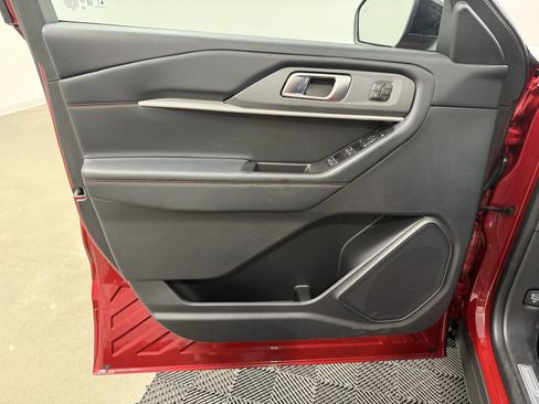 New 2025 Ford Explorer ST-Line w/ Premium Package image 8