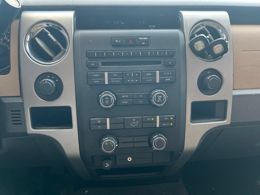 Used 2011 Ford F150 XLT w/ XLT Chrome Pkg AWD/4WD image 11