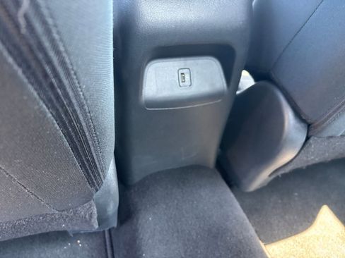 Used 2025 Nissan Sentra SV image 23