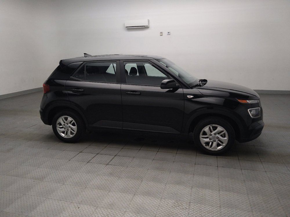 Used 2021 Hyundai Venue SE FWD image 11