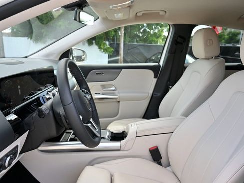 Used 2022 Mercedes-Benz GLA 250 image 7