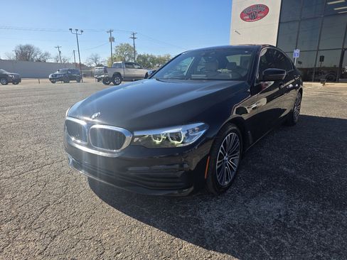 Used 2019 BMW 530i image 3