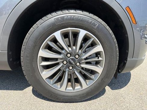 Used 2021 Lincoln Nautilus FWD w/ Equipment Group 101A image 23