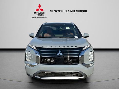 New 2026 Mitsubishi Outlander SEL image 2