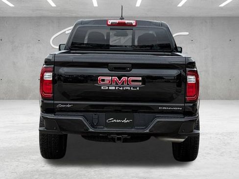 Used 2025 GMC Canyon Denali AWD/4WD image 19