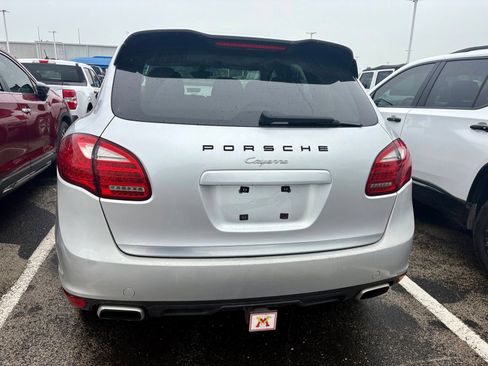 Used 2011 Porsche Cayenne AWD/4WD image 3
