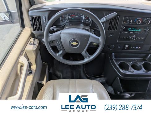 Used 2022 Chevrolet Express 3500 Extended w/ Driver Convenience Package RWD image 14