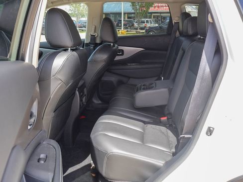 Used 2024 Nissan Murano SV FWD image 9