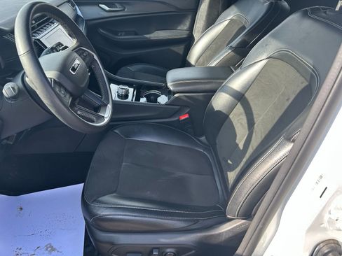 Used 2023 Jeep Grand Cherokee L Altitude image 12