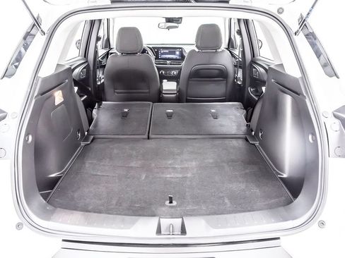Used 2024 Chevrolet TrailBlazer LS w/ LS Confidence Package FWD image 37