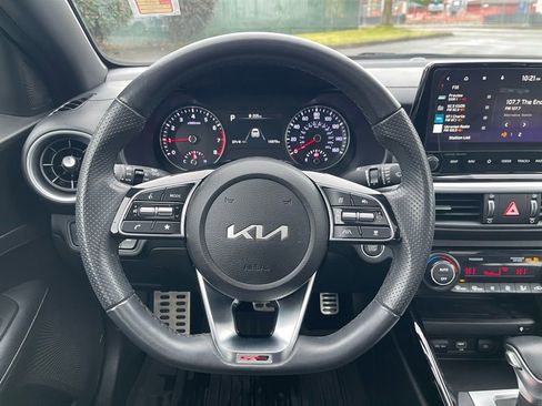 Used 2024 Kia Forte GT-Line w/ GT-Line Premium Package image 5