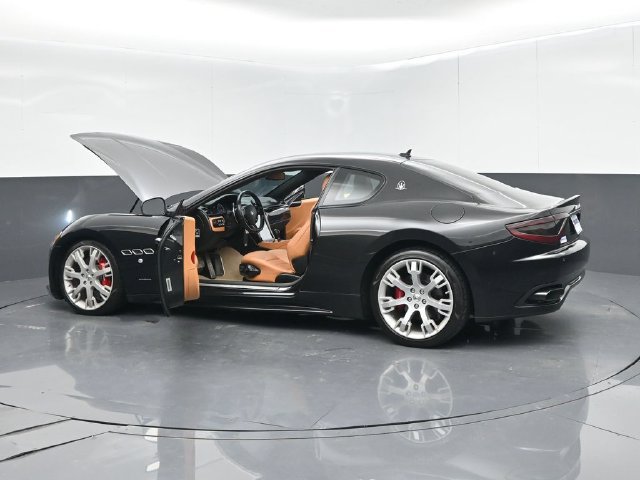 Used 2017 Maserati GranTurismo Sport RWD image 63