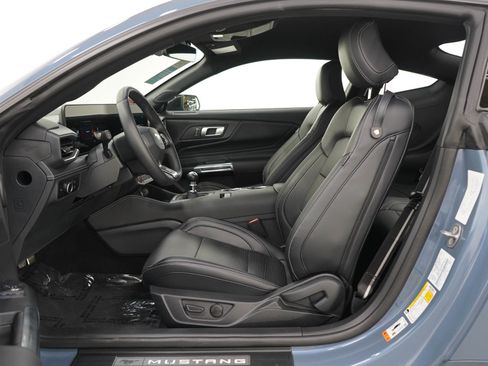 Used 2025 Ford Mustang GT Premium RWD image 20
