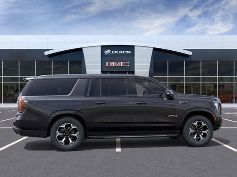 New 2026 GMC Yukon XL AT4 AWD/4WD image 5