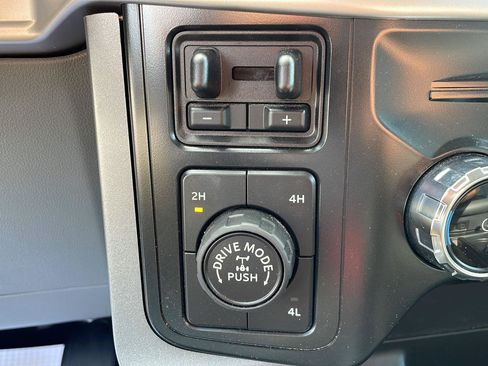 Used 2022 Ford F150 XLT w/ Equipment Group 302A High AWD/4WD image 22