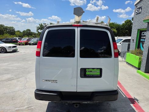 Used 2012 Chevrolet Express 2500 w/ Cold Climate Package RWD image 13