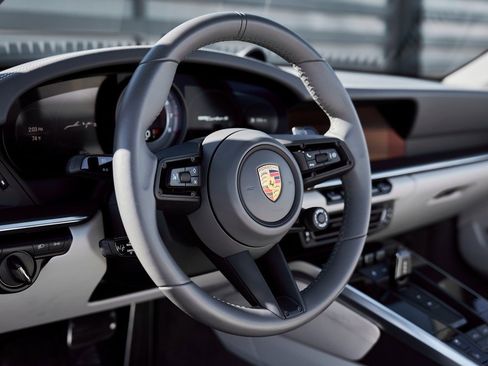 Used 2022 Porsche 911 Turbo S image 33