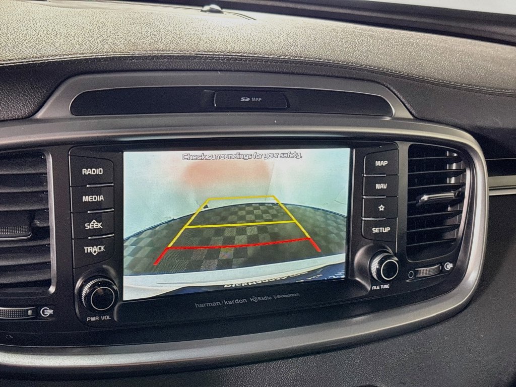 Used 2019 Kia Sorento EX w/ EX Touring Package AWD/4WD image 17