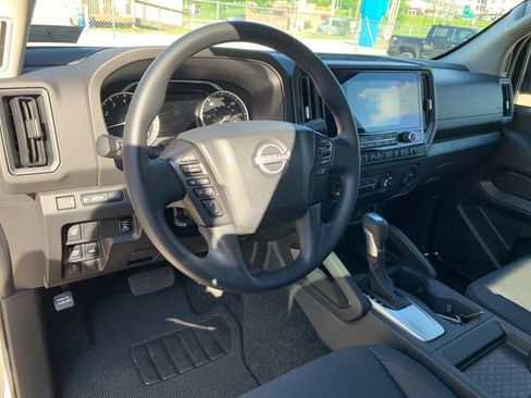 Used 2026 Nissan Frontier S w/ S Utility Package AWD/4WD image 17