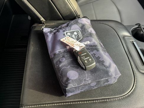 Used 2022 RAM 3500 Tradesman image 36