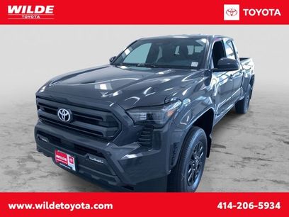 New 2025 Toyota Tacoma SR5