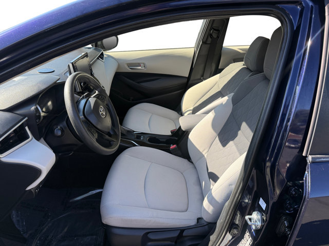 Used 2020 Toyota Corolla LE w/ Carpet Mat Package (TMS) FWD image 10