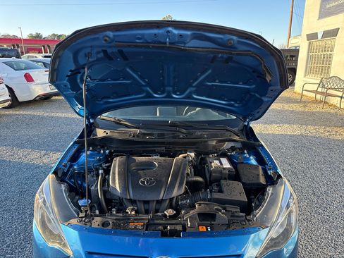 Used 2018 Toyota Yaris iA image 25