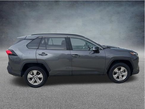 Used 2023 Toyota RAV4 XLE FWD image 11