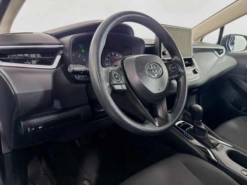 Used 2024 Toyota Corolla LE FWD image 20