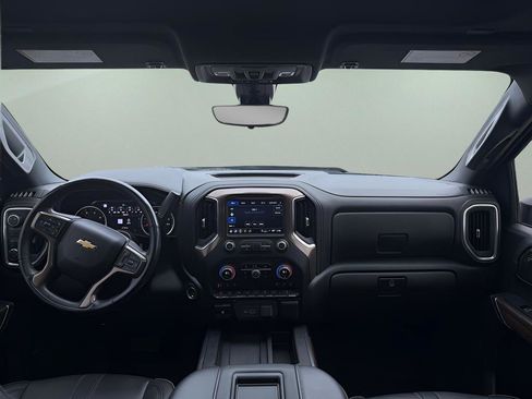 Used 2022 Chevrolet Silverado 3500 High Country w/ Technology Package image 14