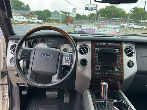 Used 2008 Ford Expedition Limited RWD image 19