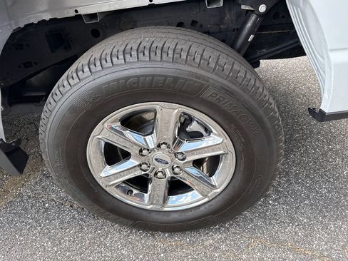 Used 2024 Ford F150 XLT w/ Equipment Group 302A MID AWD/4WD image 19