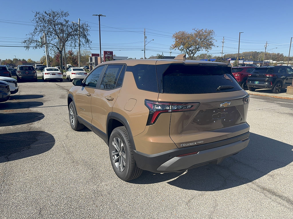 New 2027 Chevrolet Equinox LT AWD/4WD image 3