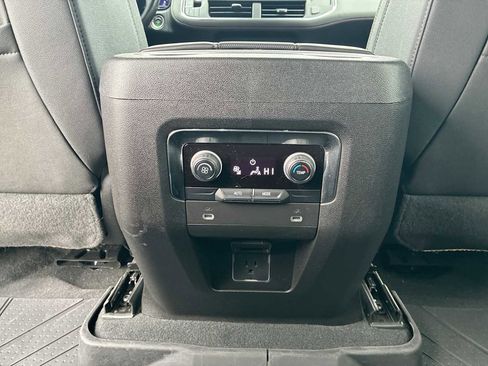 Certified 2023 Chevrolet Suburban RST image 22