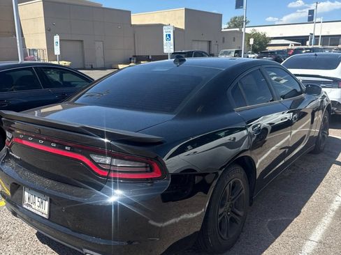 Used 2023 Dodge Charger SXT RWD image 5