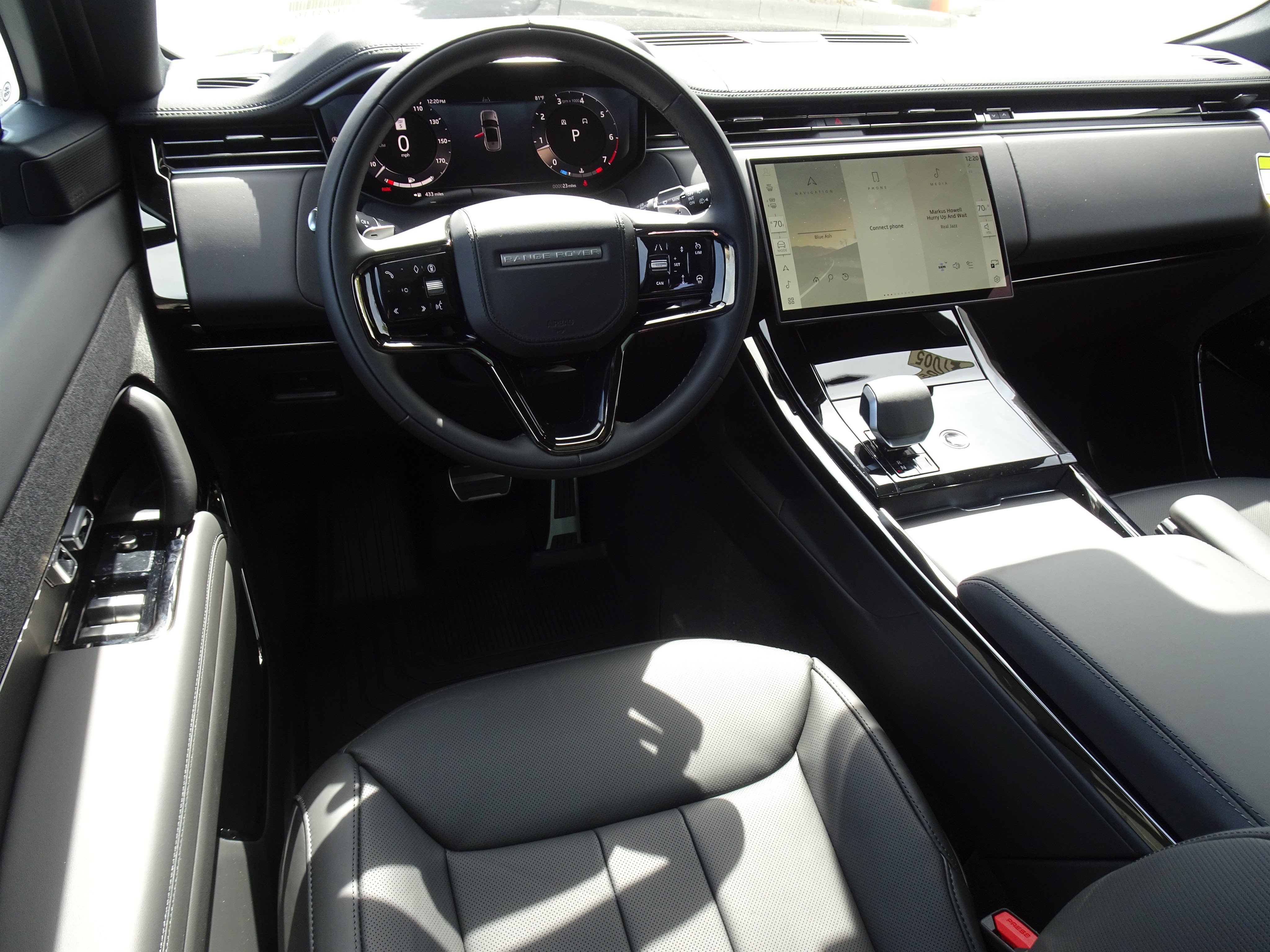 New 2027 Land Rover Range Rover Sport Dynamic SE AWD/4WD image 18