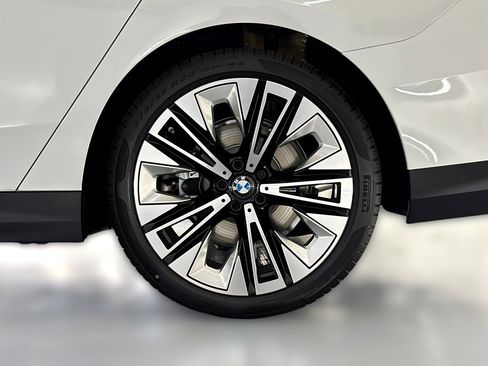 New 2026 BMW 530i w/ Premium Package RWD image 11