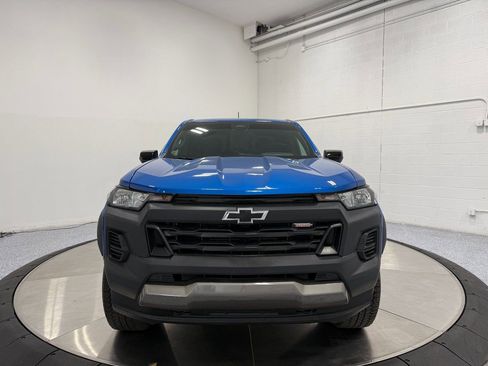Used 2024 Chevrolet Colorado Trail Boss w/ Advanced Trailering Package image 2