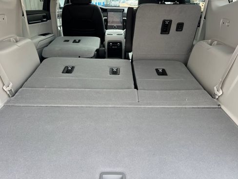 New 2026 GMC Acadia Denali w/ Super Cruise Package FWD image 13
