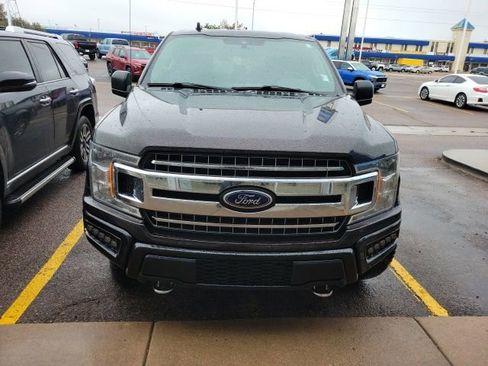 Used 2019 Ford F150 XLT w/ Equipment Group 302A Luxury AWD/4WD image 7