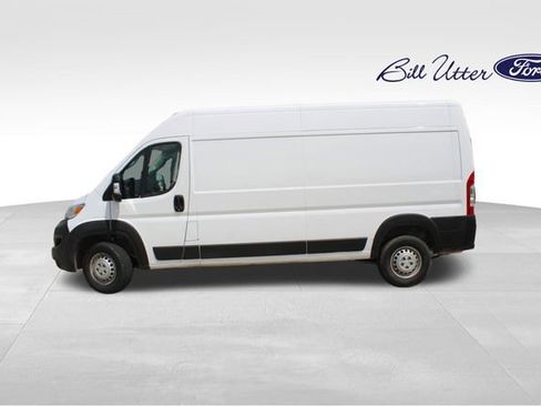 Used 2024 RAM ProMaster 2500 w/ Convenience Group FWD image 8