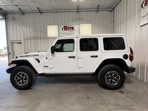 Used 2026 Jeep Wrangler Unlimited Rubicon w/ Safety Group AWD/4WD image 14